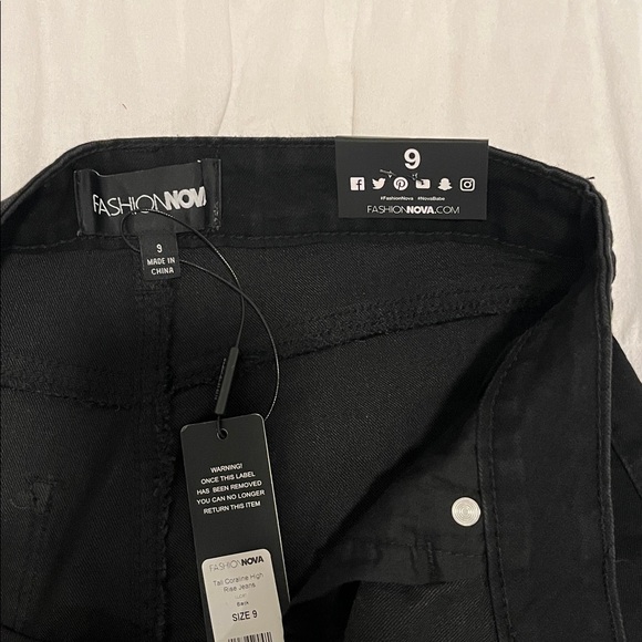 Fashion Nova Classic Black Denim - Picture 3 of 3